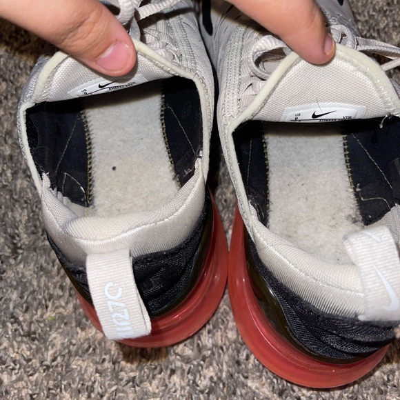 Nike Air Max 270 - Picture 4 of 5